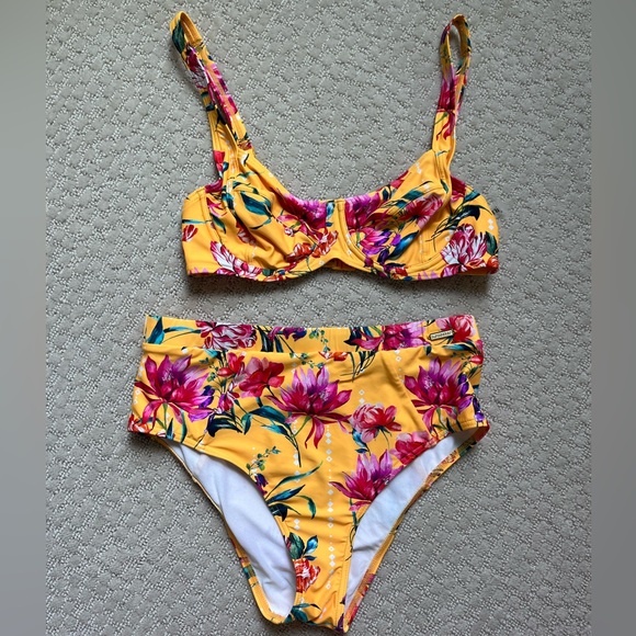 Floral Bikini Set NWOT - Picture 1 of 3